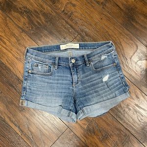 Abercrombie & Fitch Jean Short Size 4